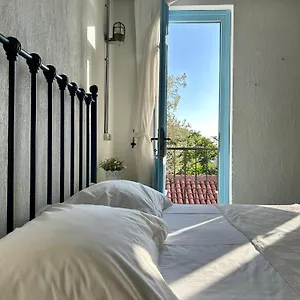 Cesmeli Ayvalı